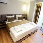 Vion Sea Boutique - Durres 3* גולם