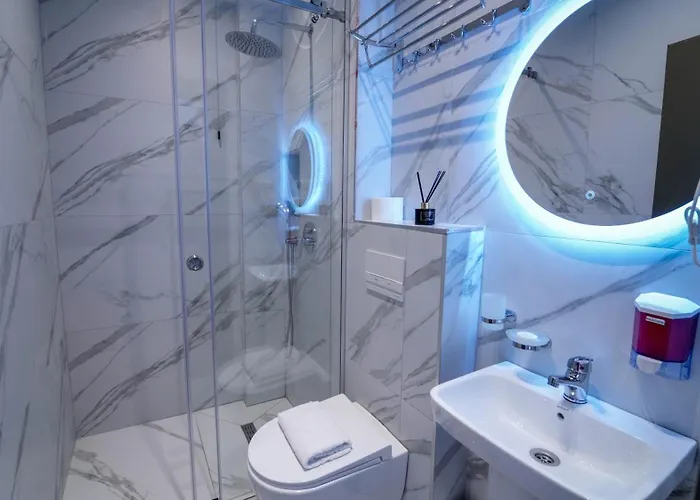 ホテル Vion Sea Boutique - Durres 3*