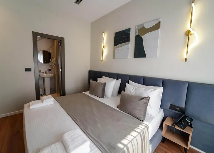 Vion Sea Boutique - Durres ホテル 3*
