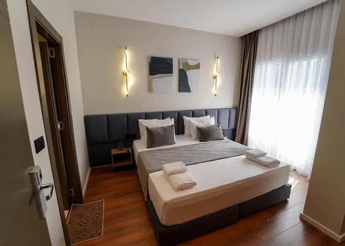 Vion Sea Boutique - Durres 3* 골렘