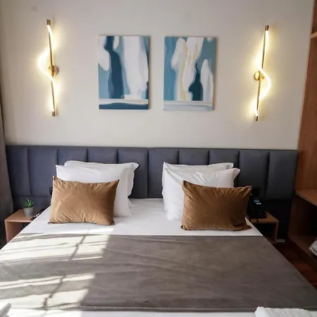 Vion Sea Boutique - Durres Szálloda Golem